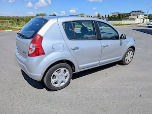 Dacia Sandero 1.4 MPI Laureate - imagine 5