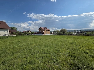 Vanzare teren intravilan 
