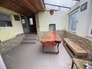 Casa individuala cu 6 camere si 3 bai si 1413 mp teren in Blaj - imagine 2