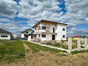 Vand Casa Personalizabila langa Cluj 345 mp