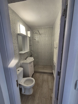 Vand apartament 2 camere  - imagine 4