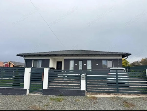 Casa modernă parter, 125 mp utili | 3 dormitoare | Eficiență energetică înaltă 