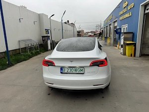 Tesla Model 3 Long Range AWD - imagine 6