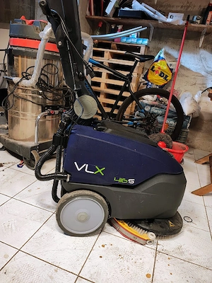 masină spalat - aspirat pardoseli compacta vlx 