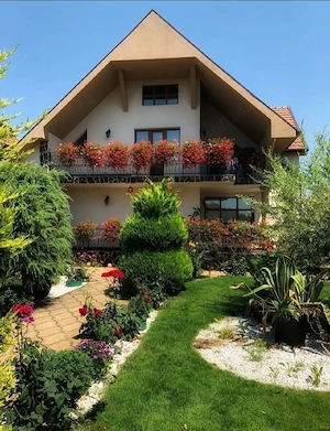 Casă de închiriat în regim hotelier 