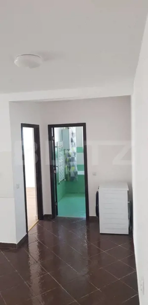 Apartament cu 3 camere, 59 mp, etajul 1, parcare cu CF, zona centrala - imagine 5