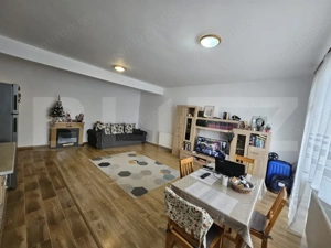 Apartament semidecomandat cu 2 camere, mobilat si utilat, parcare, zona Terra - imagine 3