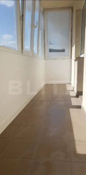 Apartament cu 3 camere, 59 mp, etajul 1, parcare cu CF, zona centrala - imagine 8