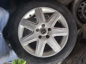 vand 4 roti R 16 vw passat b6 cu anveope 205 55 16 bune  - imagine 2