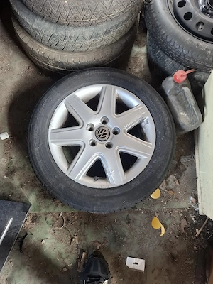 vand 4 roti R 16 vw passat b6 cu anveope 205 55 16 bune  - imagine 5