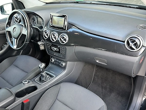Mercedes-Benz B-Class 1.5 Diesel 90 CP An 2014 - imagine 7