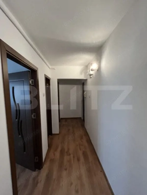 Apartament 3 camere complet renovat – 70 mp utili (cu balcon) – Etaj 1, zona Han - imagine 5