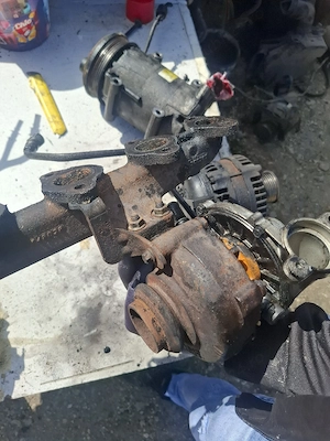 vand turbina ford focus 2 motor 1.6 diesel perfect functionala 109 kai am si de 90  - imagine 2
