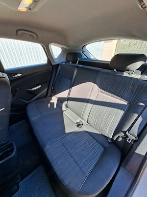 Vând Opel Astra J 2010, motor 1.7CDTI diesel,1686cmc,110CP - imagine 5