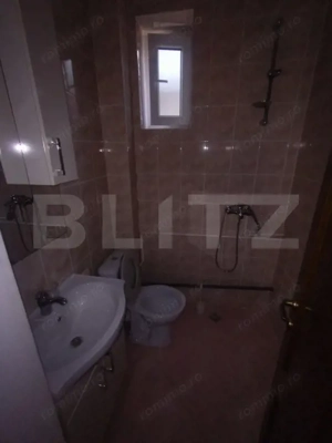 Spatiu 2 camere de inchiriat,42mp,parter,central,oras Nasaud - imagine 5