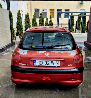 Vând Peugeot 206 Mașină cumpărată din reprezentanță România, economică, ușor de întreținut  - imagine 3