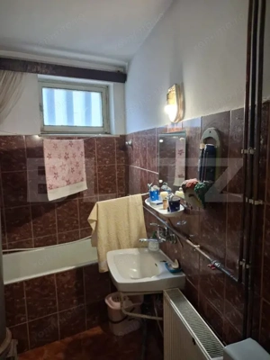 Apartament cu 3 camere, etajul 3, Câmpulung Moldovenesc - imagine 3
