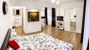Garsoniera 25,19mp,etaj3,zona Ultracentral-English Park - imagine 2