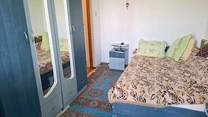 Apartament 2 camere Tecuci   57 mp, utilat complet, zonă liniștită și acces rapid către oraș - imagine 2