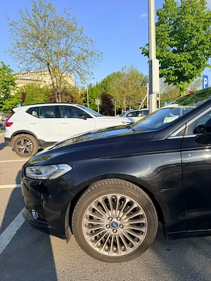Ford Mondeo 2.0 TDCI PowerShift Titanium - imagine 3