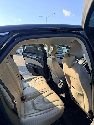 Ford Mondeo 2.0 TDCI PowerShift Titanium - imagine 6