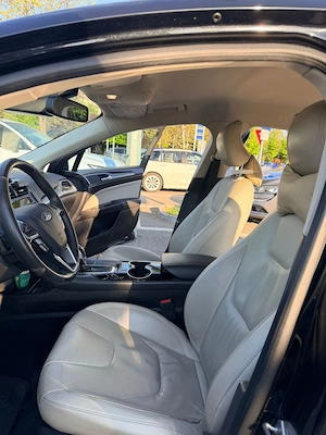 Ford Mondeo 2.0 TDCI PowerShift Titanium - imagine 5