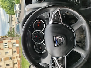 Vând Dacia Duster 1,6 benzină  - imagine 5