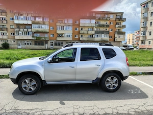 Vând Dacia Duster 1,6 benzină  - imagine 4