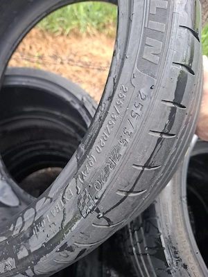 vand 2 anvelope 255 35 20 michelin bune de vara dot 2021 - imagine 3