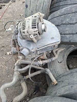 vand motor 1.4 benzina dacia logan 1 an 2005 perfect functional km putini - imagine 3