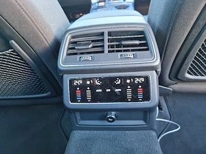 Audi A6 2021, distronic, Lane asist - imagine 5