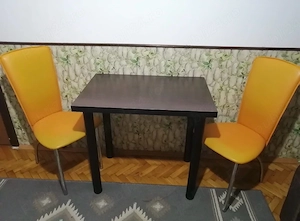 vand masa cu 2 scaune