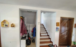 Casă individuală 5 camere, 141 mp, teren 585 mp, în Chinteni - imagine 2