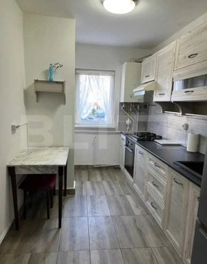 Apartament 3 camere, zona Kaufland Manastur - parcare inclusa