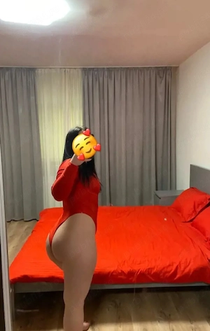 ioana o doamna matura singura in locatie acum am ajuns total diferita de ce cezi zilinica  - imagine 3