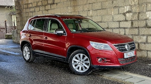 VW Tiguan 4x4 benzina  automata 