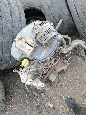 vand alternator electromotor dacia logan motor 1.4 benzina an 2005 - imagine 4