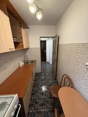 dristor baba novac rompetrol cu parcare - imagine 6