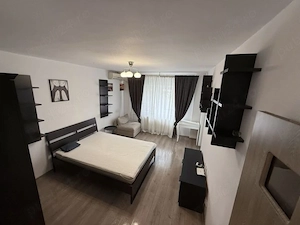 dristor baba novac rompetrol cu parcare - imagine 4