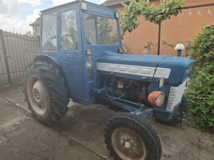 Tractor ford
