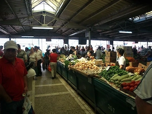Angajez vanzator legume piata mare din Ploiesti