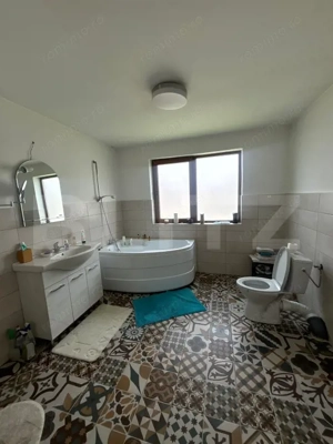 Casă de vânzare, 5 camere, 300 mp + curte de 1000 mp, Bistrita - imagine 8
