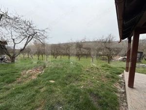Casă cu 2 camere și un teren de 1000 mp - imagine 11