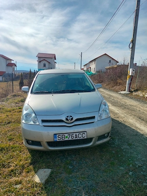 Toyota Corolla Verso - imagine 7