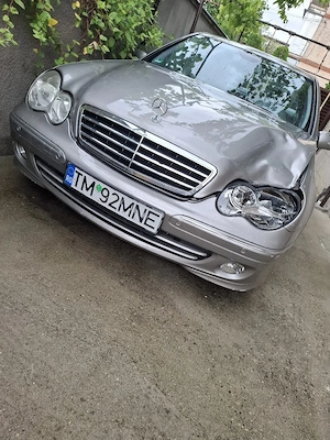 Mercedes c180 kompressor 143hp 2005 avariat
