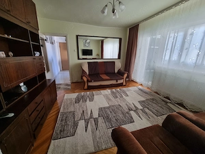 Proprietar inchiriez apartament 3 Camere Spațios   Zona Girocului (Lidia Martirilor) - imagine 2