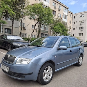 vând skoda fabia din 2008 - imagine 3