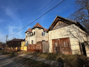 Casa cu 4 camere,baie, bucatarie,anexe.pivniță teren 2500 mp