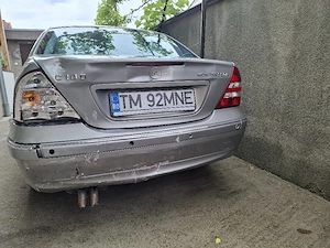 Mercedes c180 kompressor 143hp 2005 avariat - imagine 2