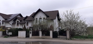 Casa si teren in Giroc 